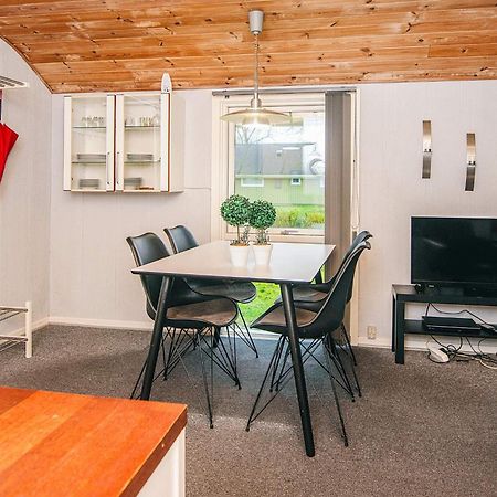 4 Person Holiday Home In Grindsted Tofterup Extérieur photo